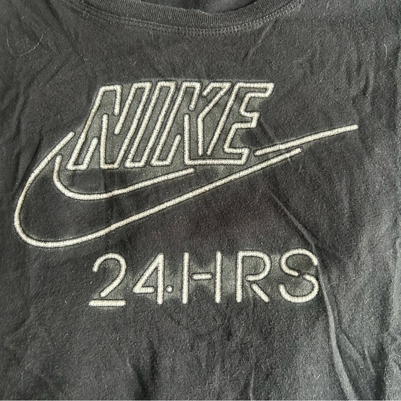 Nike Retro T-Shirt - Picture 2 of 5